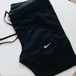 Nike Capri length tights / joggers